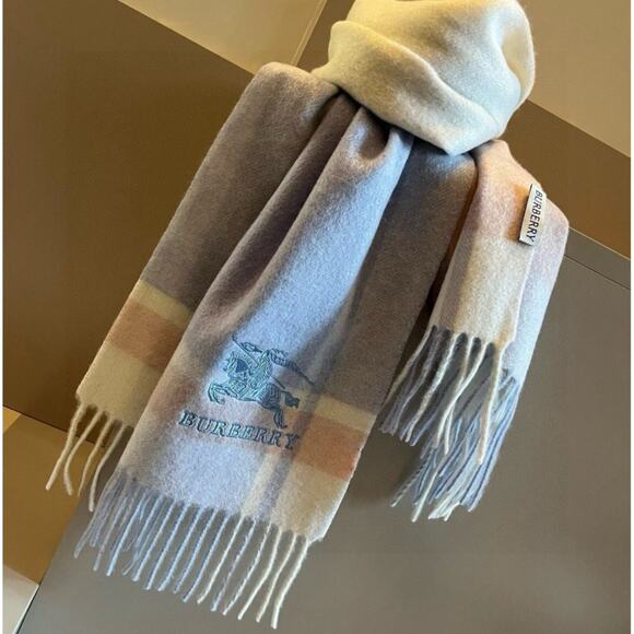 Women's Burberry Classic War Horse Scarf 32*180 - Picture 1 of 4